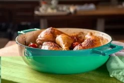 Saveur Selects Hapjespan Voyage - Saveur Blue - ø 30 Cm / 4.2 Liter - Geëmailleerde Anti-aanbaklaag -Keukengerei Korting Winkel 1 2 scaled 1