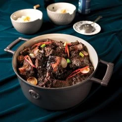 Saveur Selects Braadpan Voyage - Rabbit Grey - ø 25 Cm / 4.7 Liter - Geëmailleerde Anti-aanbaklaag -Keukengerei Korting Winkel 1 3 15