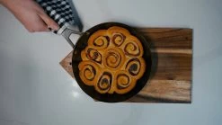 Saveur Selects Pannenset - Carbon Steel (Wokpan ø 35 Cm + Koekenpan ø 30 Cm) - Inductie En Alle Andere Warmtebronnen -Keukengerei Korting Winkel 1200x675 2