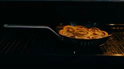 Saveur Selects Pannenset - Carbon Steel (Wokpan ø 35 Cm + Koekenpan ø 30 Cm) - Inductie En Alle Andere Warmtebronnen -Keukengerei Korting Winkel 1200x675 2