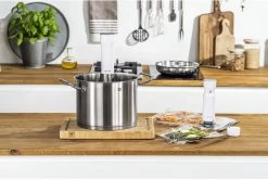 Zwilling Sous Vide Stick Enfinigy - Nauwkeurige Temperatuurinstelling - IPX7 Waterproof - Zwart -Keukengerei Korting Winkel 4009839546716 12