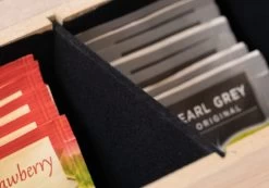 Sakura Tea Theedoos - Hout - 6-vaks - Met Fluweel - 24 X 16 Cm -Keukengerei Korting Winkel 5 detail 6 lang hout 2