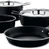 Alessi Pannenset Pots&Pans - AJM100S6 A - Zwart - 4 Delige Set - Door Jasper Morrison -Keukengerei Korting Winkel AJM100S6 A 01