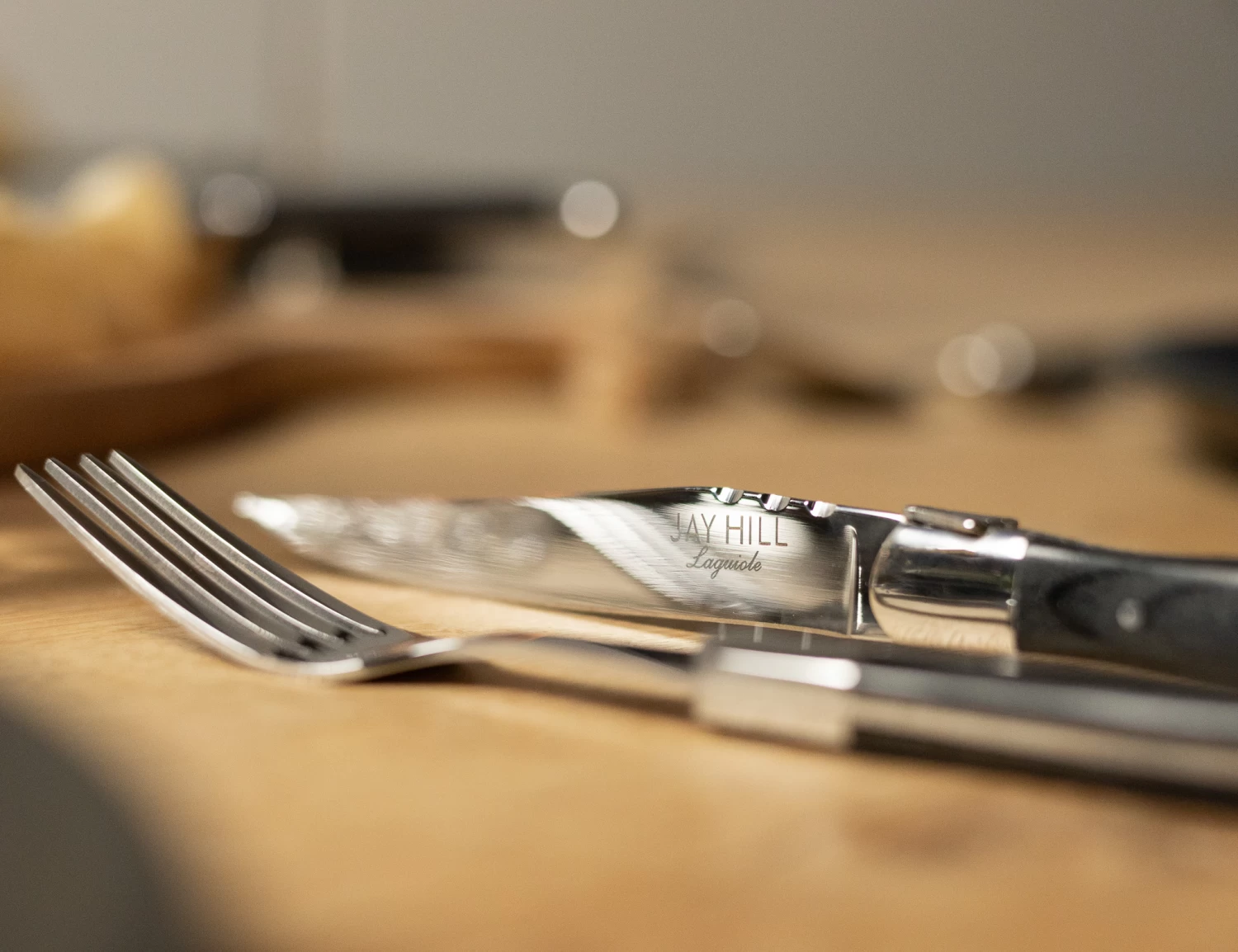 Jay Hill Bestekset Laguiole - Zwart - 16-delig / 4 Personen 4 Jay Hill Bestekset Laguiole - Zwart - 16-delig / 4 Personen - Afbeelding 2