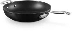 Le Creuset Sauteerpan Les Forgées TNS - ø 28 Cm / 3.2 Liter - Standaard Anti-aanbaklaag -Keukengerei Korting Winkel LC 20190328 ZS PS FS 51101280010202 005