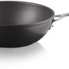 Le Creuset Wokpan Met Steel - Les Forgées TNS - ø 26 Cm / 3.4 Liter - Standaard Anti-aanbaklaag -Keukengerei Korting Winkel Le Creuset anti aanbak wokpan 26 cm met tegengreep.jpg