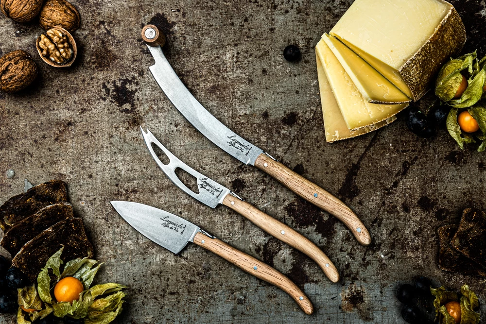 Laguiole Style De Vie Kaasmessen / Kaasmessenset Luxury Line Eikenhout Stonewash - 3 Stuks 9 Laguiole Style De Vie Kaasmessen / Kaasmessenset Luxury Line Eikenhout Stonewash - 3 Stuks - Afbeelding 7