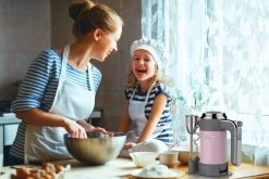 Westinghouse Handmixer Retro Collections - 6 Standen - Roze - WKHM250PK -Keukengerei Korting Winkel WKHM250PK Hand Mixer Lifestyle