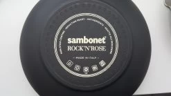Sambonet Wokpan Rock 'n' Rose - Zwart - ø 32 Cm - Standaard Anti-aanbaklaag -Keukengerei Korting Winkel sambonet rock n rose achterkant 1 2