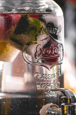 Sareva IJsblokjesvorm - 8 Grote Ijsblokjes - Siliconen - Easy Release - Herbruikbaar -Keukengerei Korting Winkel sereva ijs sfeer 10 2