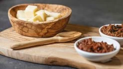 Jay Hill Kaasplank Tunea - Olijfhout - 18 X 16 Cm -Keukengerei Korting Winkel tunea 26 1